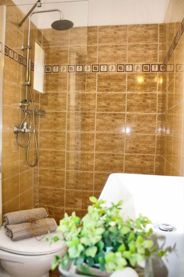 Traditional Villa Mandola Livathos  Экстерьер фото
