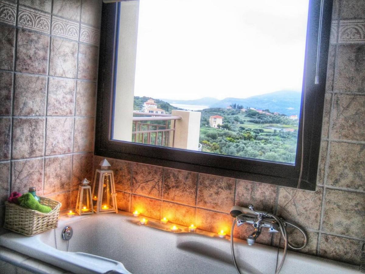 Traditional Villa Mandola Livathos  Экстерьер фото