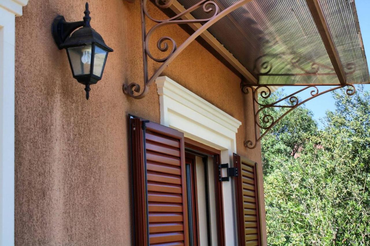 Traditional Villa Mandola Livathos  Экстерьер фото